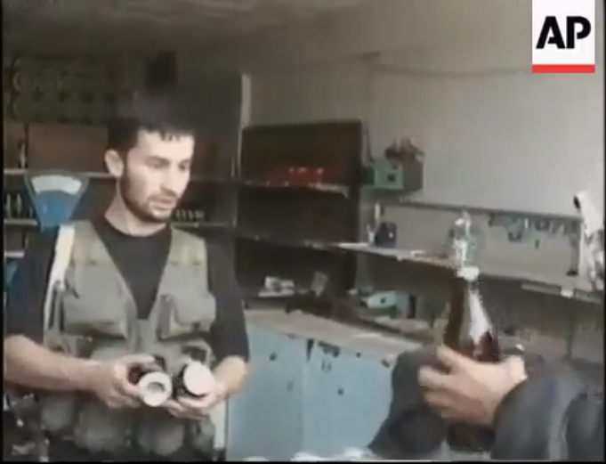 Чеченские боевики зашли в магазин