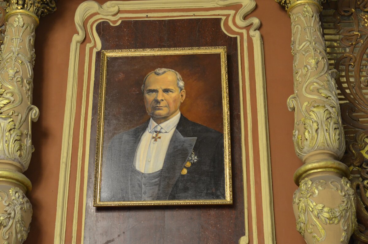 Григорий Елисеев