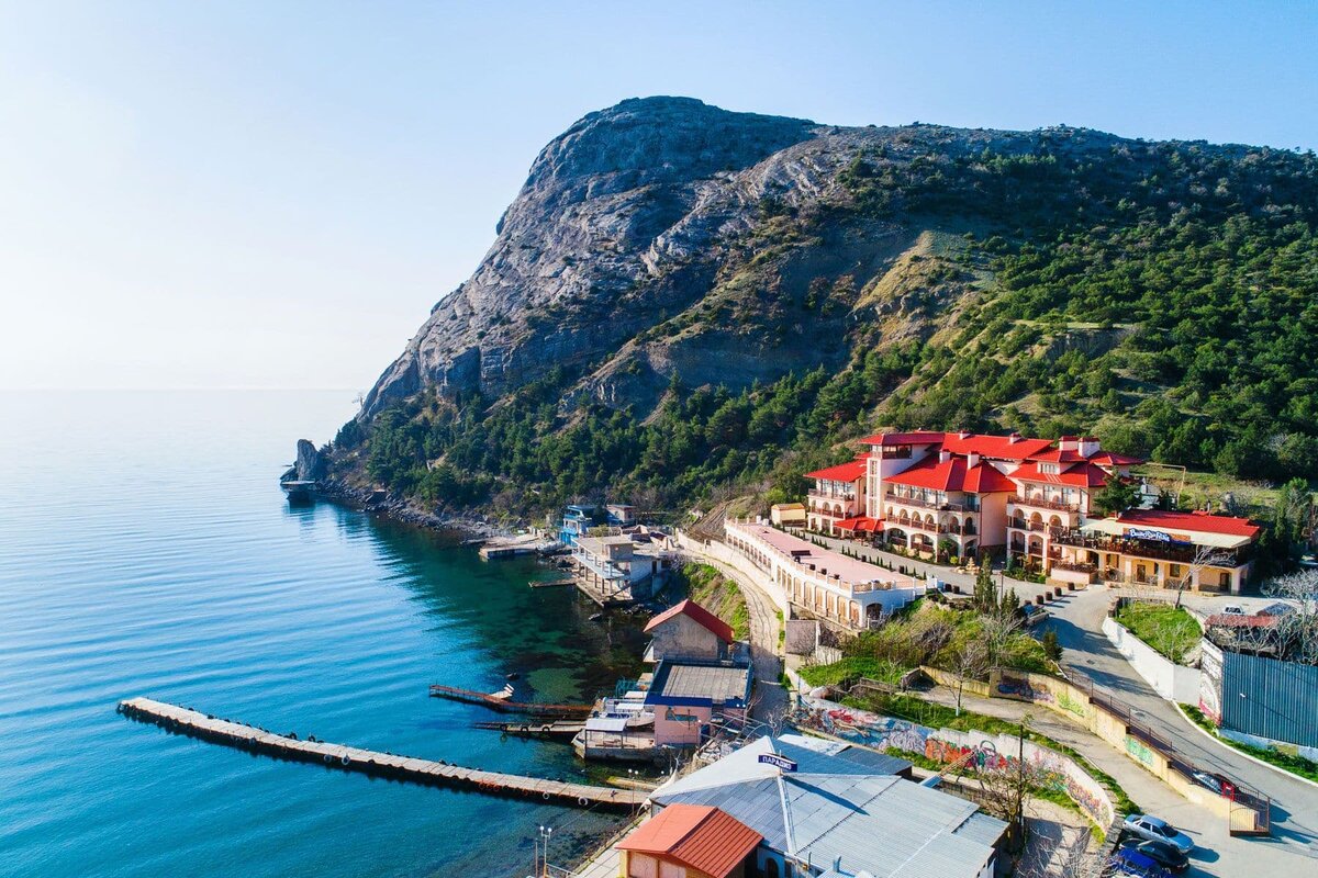 Купить недвижимость у моря в рублях недорого