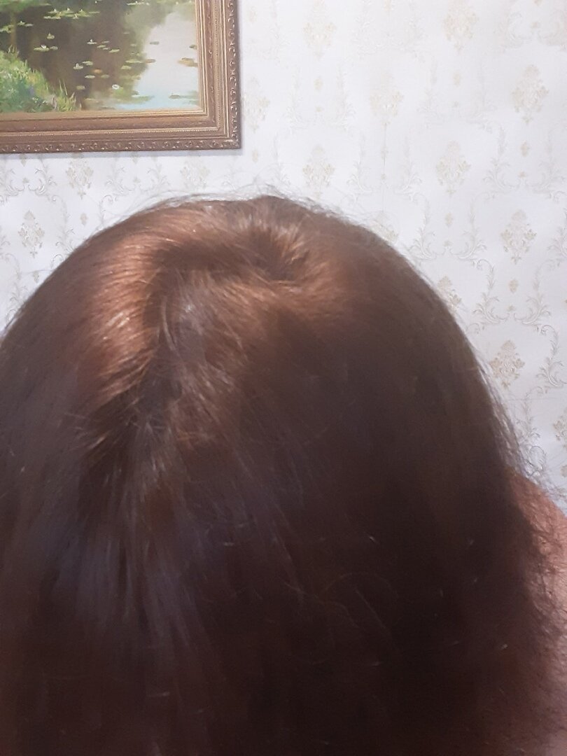 После окрашивания. Корни - ранее не окрашивались.