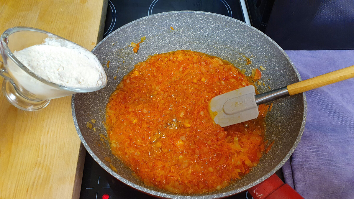 Фаршированные макароны-ракушки с фаршем в духовке - Лайфхакер