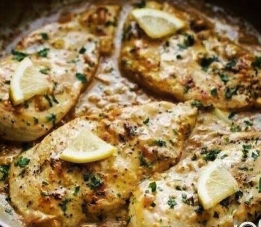 Курочка под соусом 
