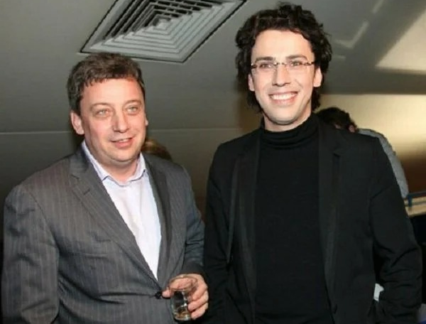 Максим с братом Дмитрием