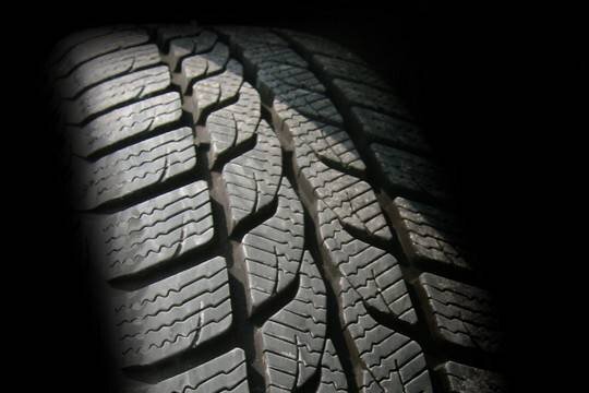    Финский производитель шин Nokian решил уйти с российского рынка