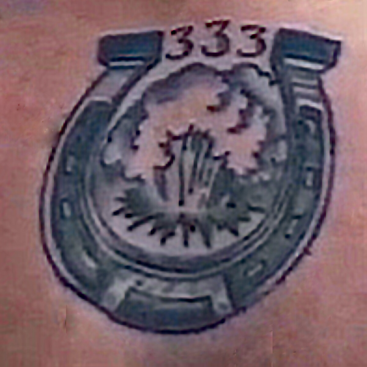 Татуировка с использованием числа 333, обнаруженная у одного из "азовцев"