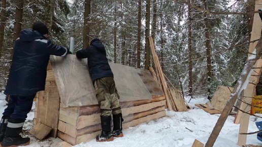 Собрали Избу-Землянку \ Начинаем утеплять