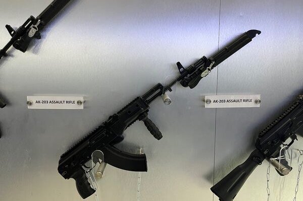     Индо-российское предприятие завершает производство первой партии АК-203