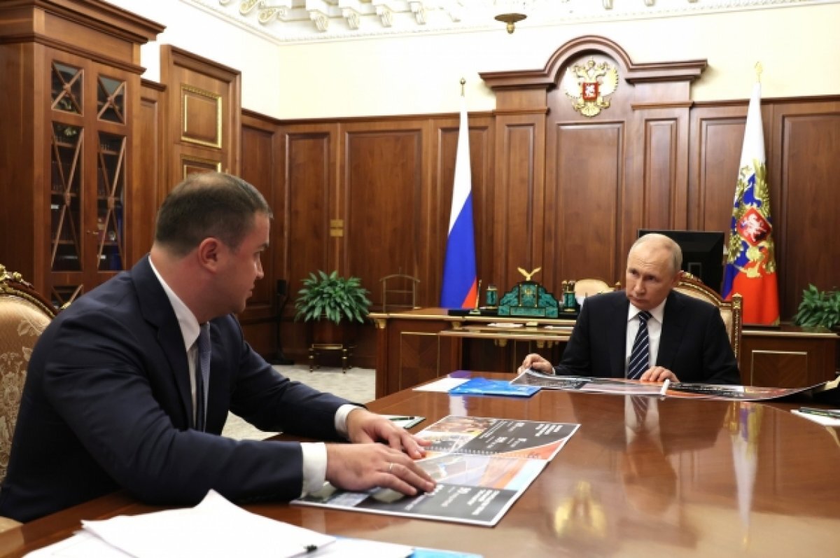    Хоценко заявил Путину, что 10 тысяч омичей участвуют в СВО