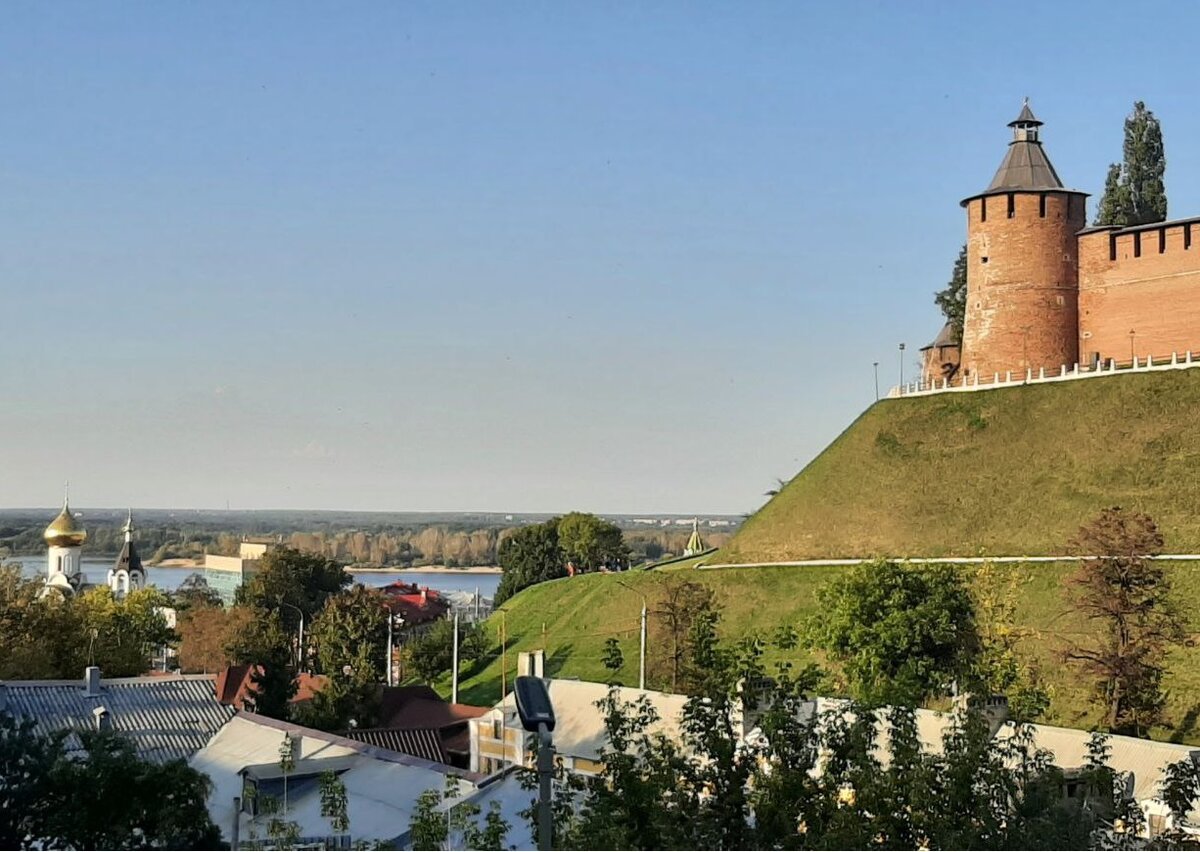Мое фото любимого города, вот такая сейчас -солнечная сентябрьская погода!