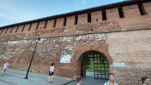 Вечером в Нижнем Новгороде. Вокруг Кремля и по Большой Покровской.