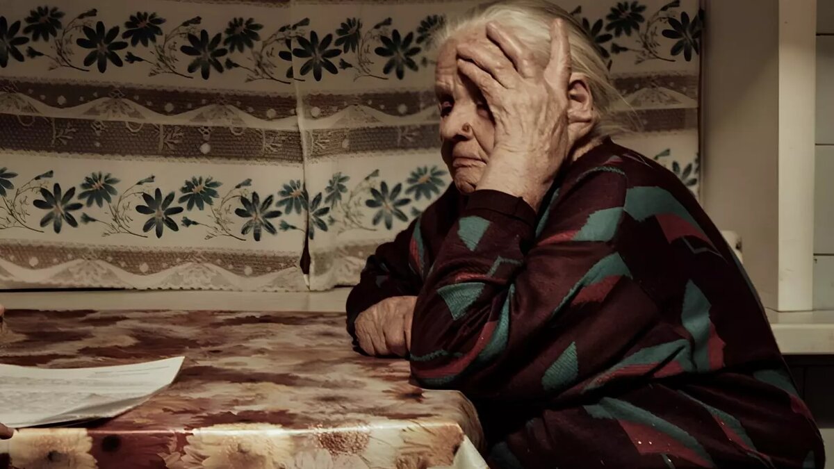 Маму бросил умирать»: в Оренбурге спасли брошенную сыном 90-летнюю бабушку  | 56orb.ru | Дзен