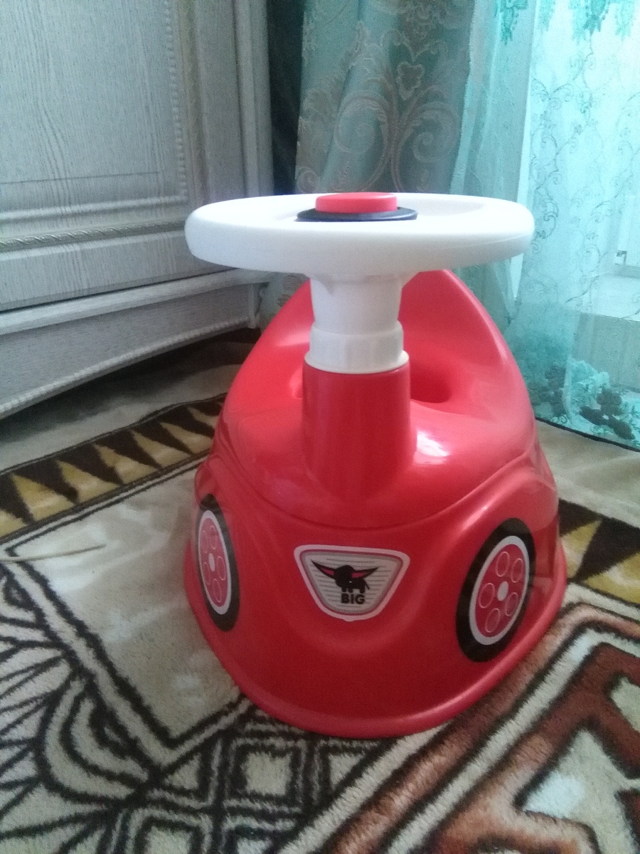                                                Это наш красный Cadillac.