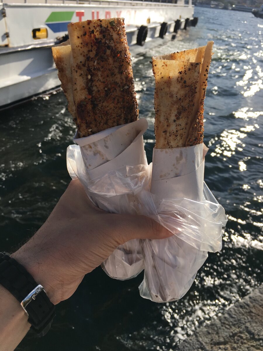 Самый вкусный балык экмек рядом с рыбным рынком