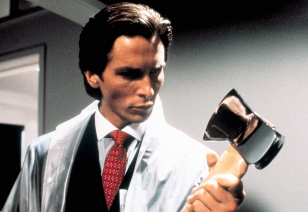 Топор на первом свидании? Не комильфо.