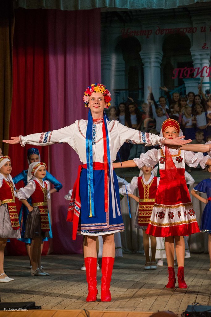 Танец "Мы - Крымчане" - танцевальный ансамбль "Гелиос" г. Алушта.