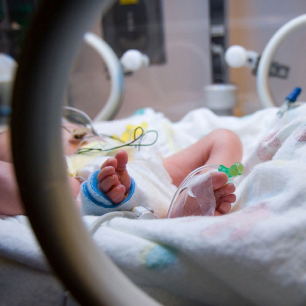 https://a57.foxnews.com/static.foxnews.com/foxnews.com/content/uploads/2018/09/1862/1048/Baby-in-NICU-istock.jpg?ve=1&tl=1