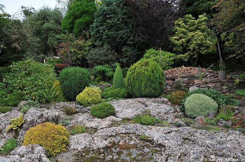 The lookout by gardener's cottage. хелен парк+ ландшафт. сломанный сад. плохие детские площадки. обустройство огорода.