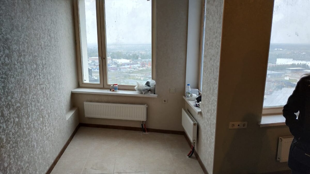 сейчас здесь у нас стоит кухонный стол