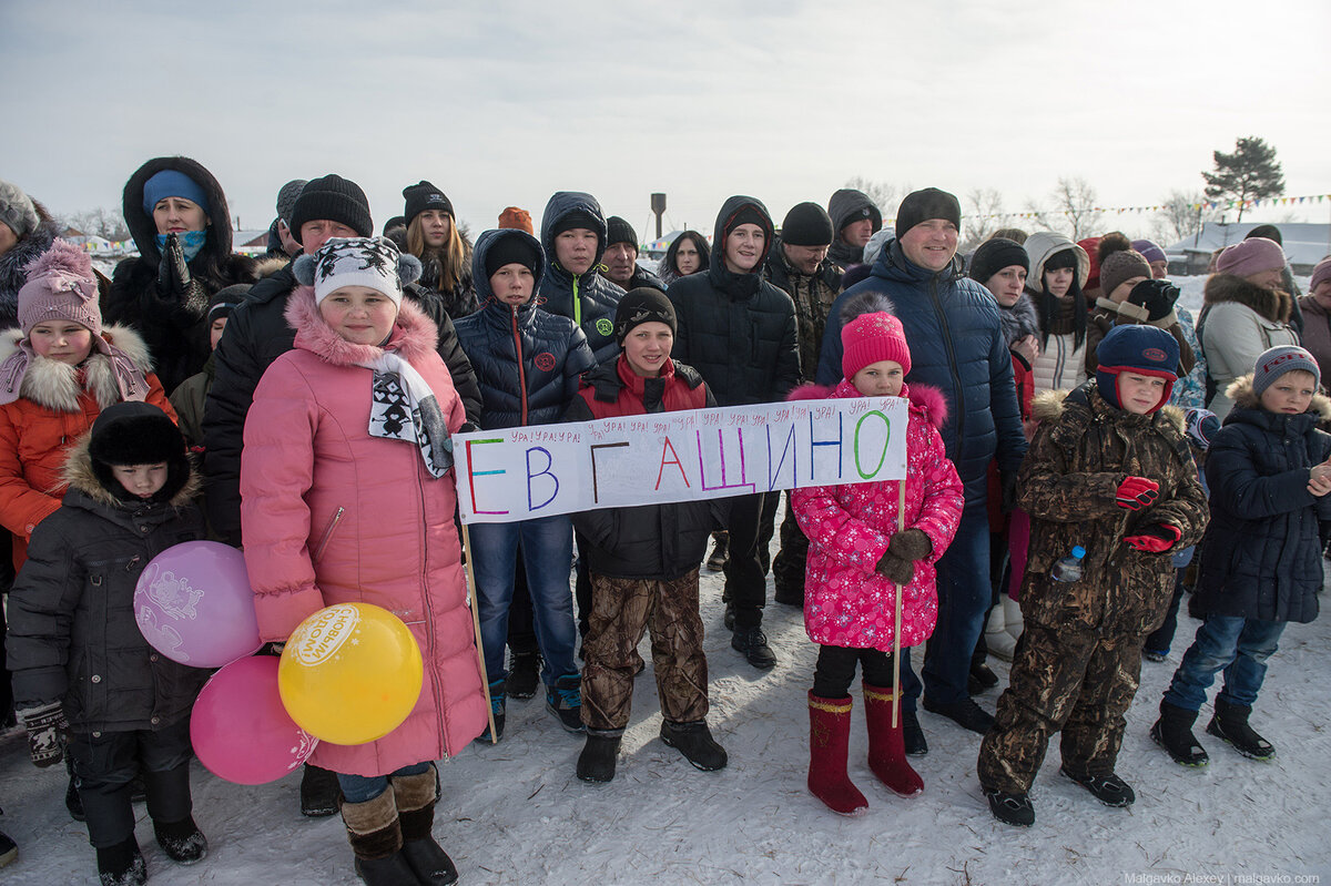 Новологиново большереченский район карта