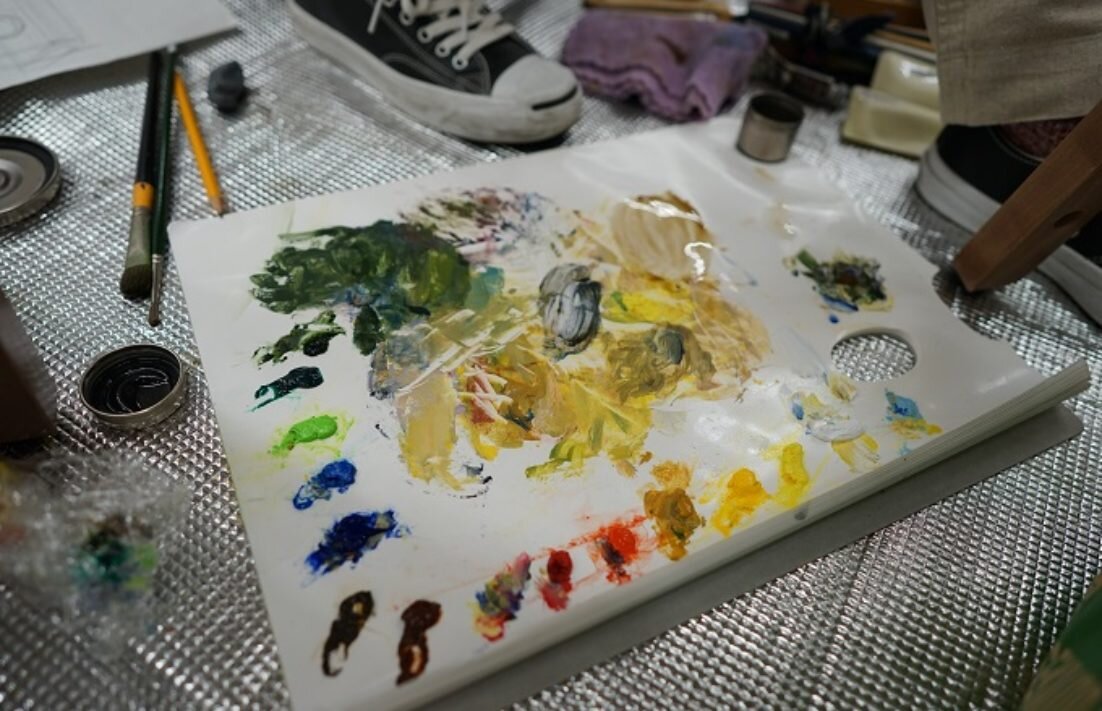 Здесь вас познакомят не только с нужной лексикой, но и с основами графики