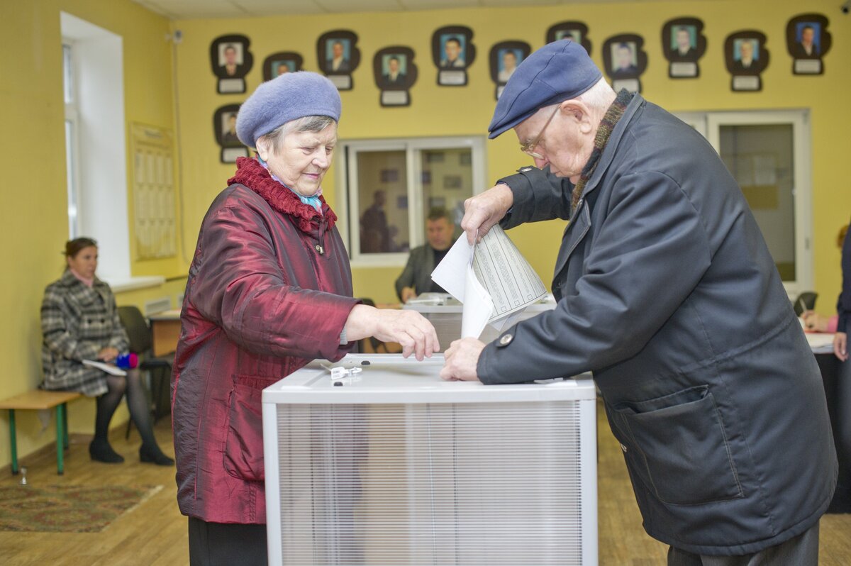 Выборы на дому для пенсионеров