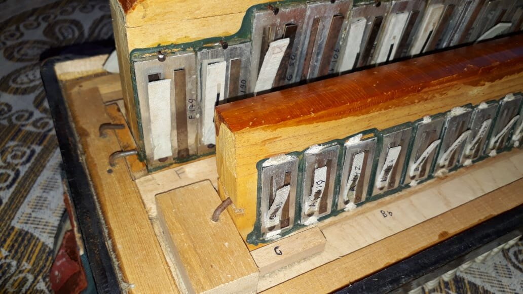 Старый баян. Часть 3. Левая клавиатура и её ремонт. | РетроТехника ...