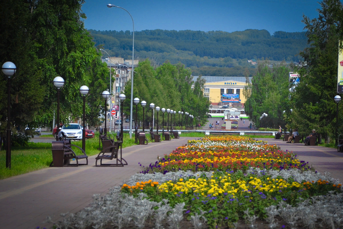 Есть ли в белово. Белово Кемеровская область. Площадь города Белово Кемеровской области. Белово центр города. Белово аллея.