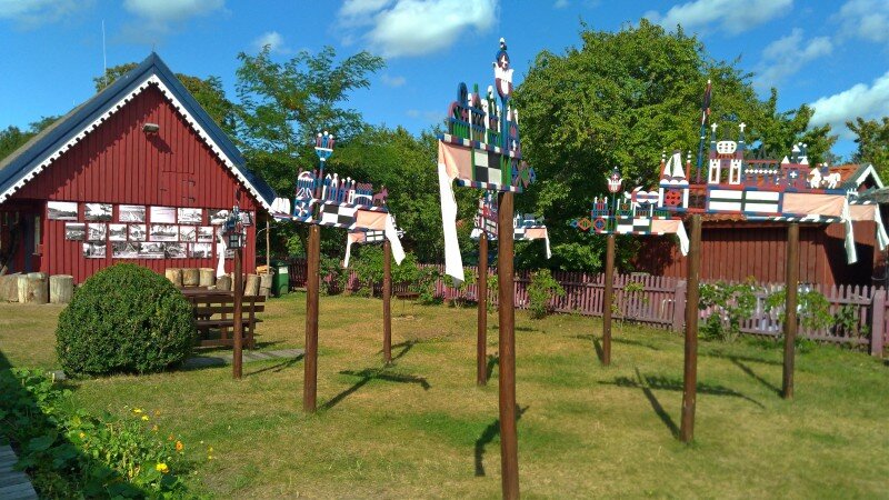 Вид на музейную территорию. Фото Александры Макаревич от сентября 2019 года.