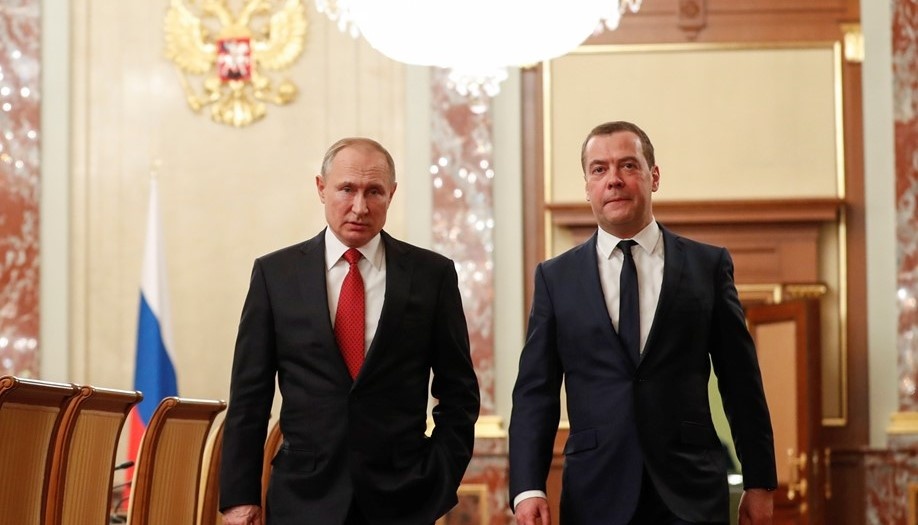 В.В. Путин и Д.А. Медведев