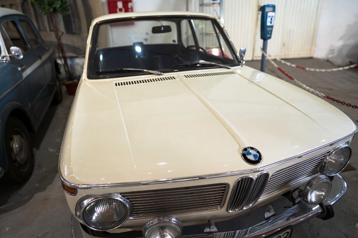 BMW 1600, 1966 год