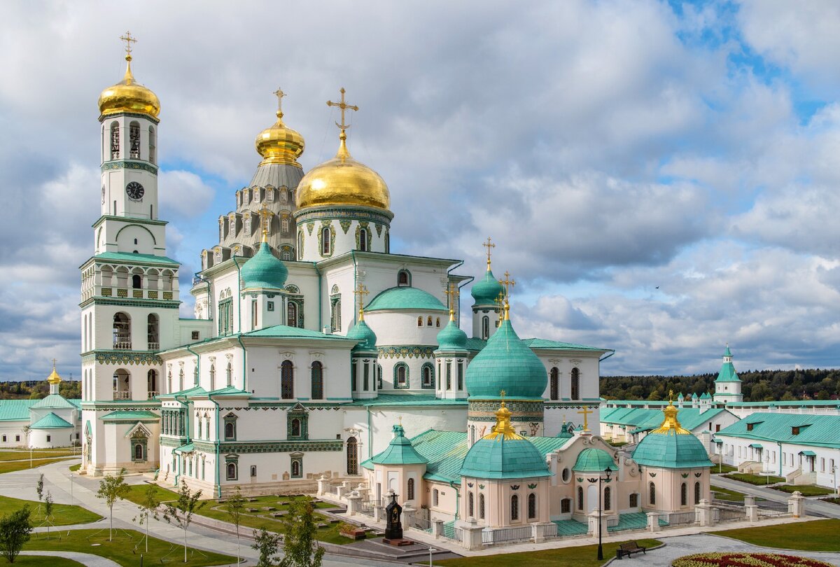 Новоиерусалимский монастырь в Подмосковье