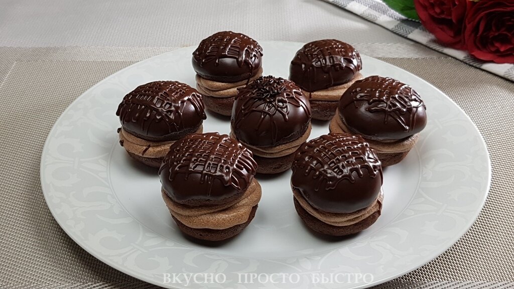 Шоколадные пирожные Вупи пай - рецепт на канале Вкусно Просто Быстро