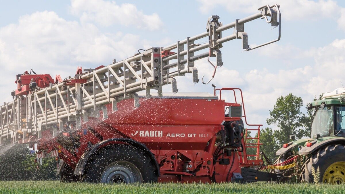 RAUCH AERO GT 60.1- подкормка кукурузы. Фото: rauch.de