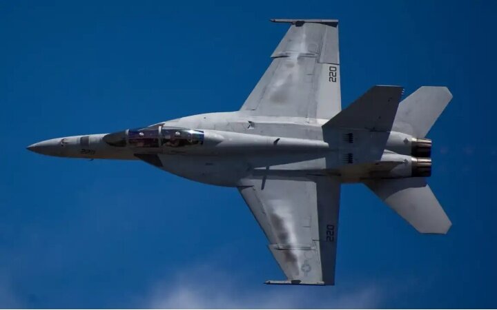 F/A-18 HORNET