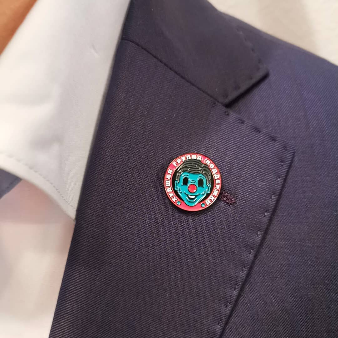 У ХГП есть и своя собственная атрибутика, по которой вы сможете легко отличить участников в толпе 