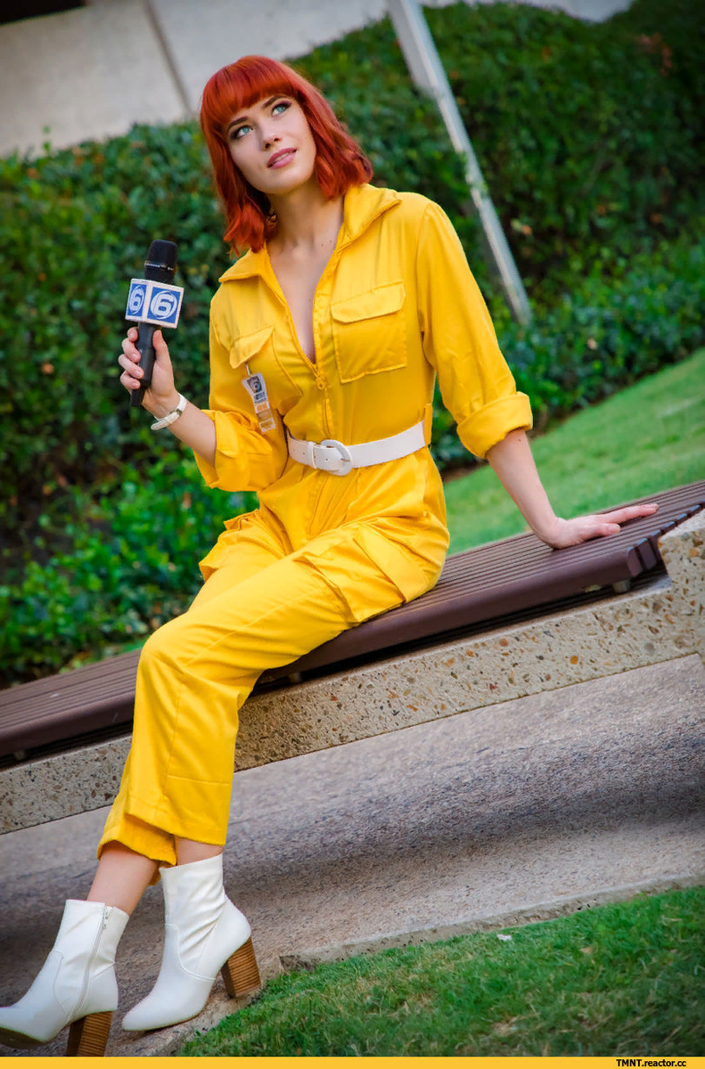 Нилу косплей. April o'Neil. Эйприл Cosplay. Эйприл о'Нил косплей. April o Neil косплей.