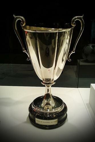 трофей Кубка Обладателей Кубков 