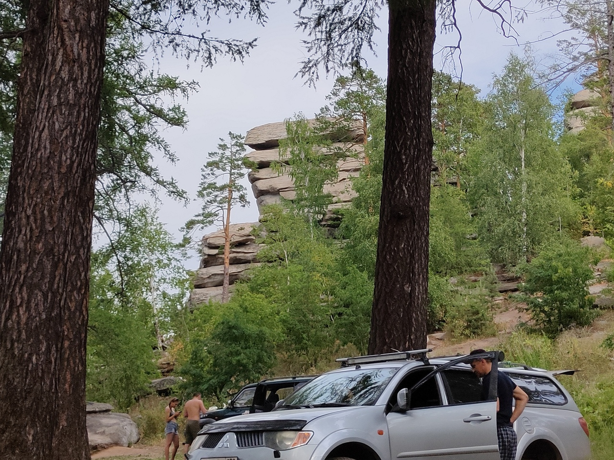 Один из вариантов поездок - на автомобиле