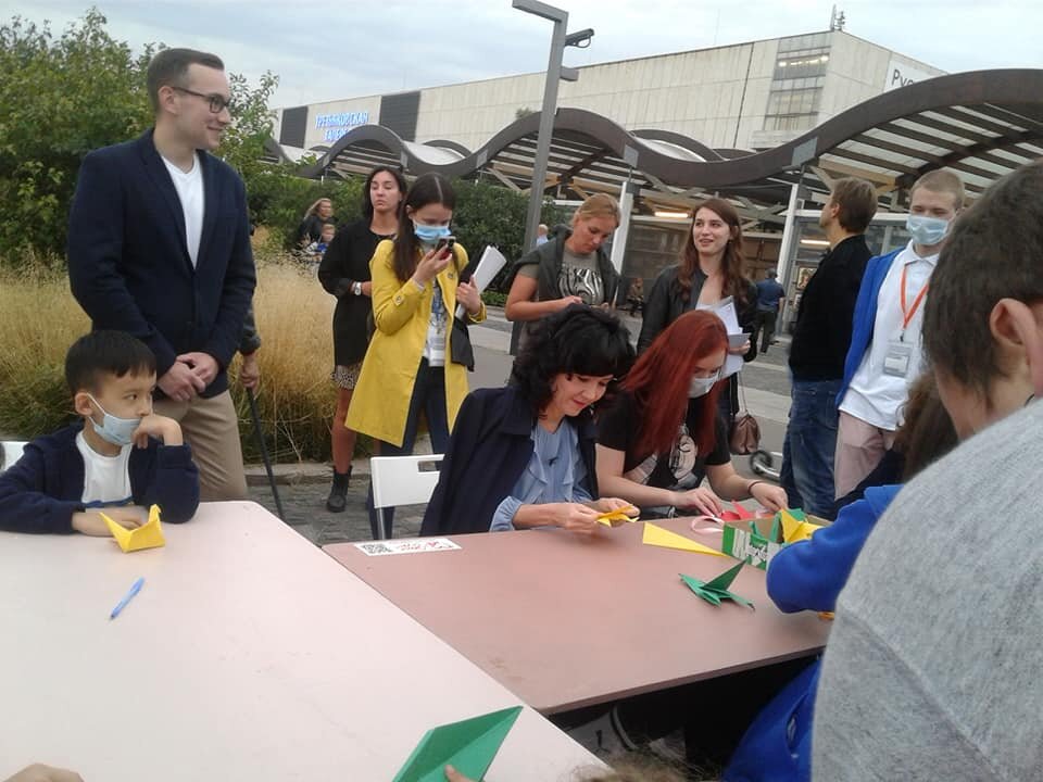 Делаем журавлики с добрыми пожеланиями