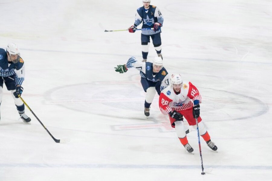 Го в хоккей. Прозвище хоккеистов. GOHOCKEY команда. Винченцо и хоккей.