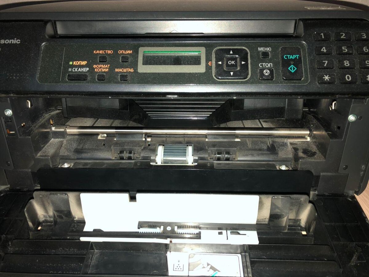 Выпирающая деталь-ручка