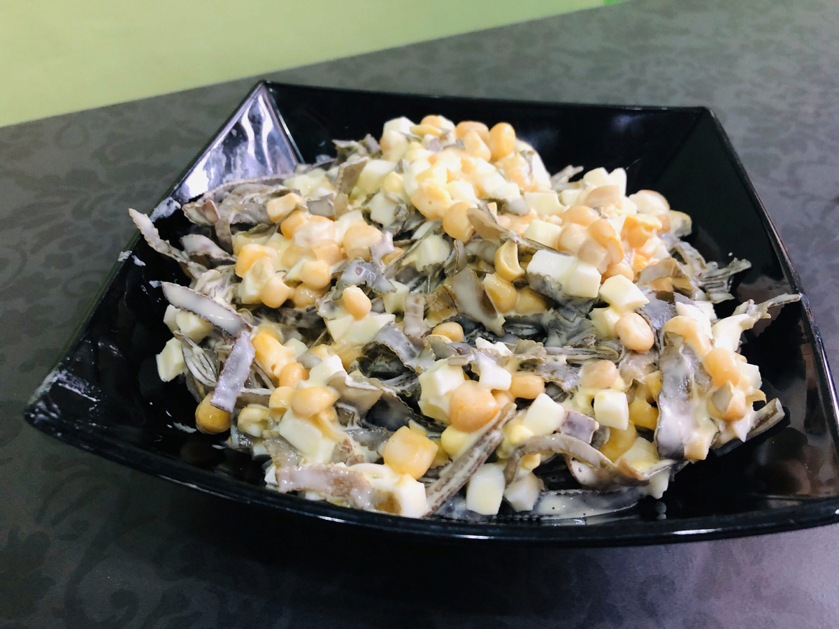 Салат из морской капусты и яиц - пошаговый рецепт с фото