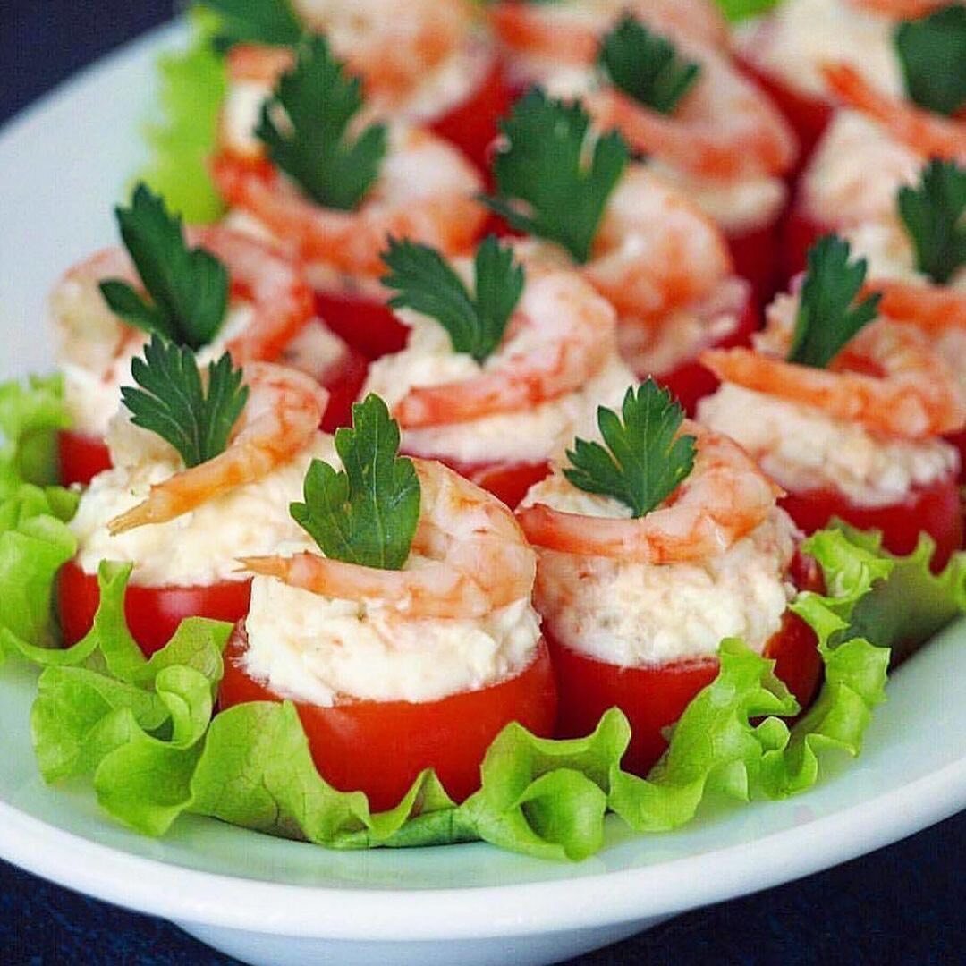 Сохраняйте себе новогодний салат, который украсит ваш праздничный стол. Незабываем ставить лайки и подписываться на мой канал, а также делиться рецептом с друзьями.😉👍