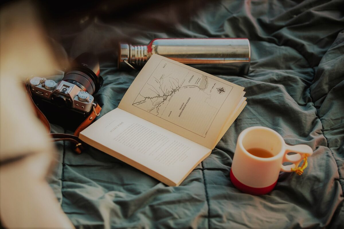 Больше читайте. В книгах слишком много информации