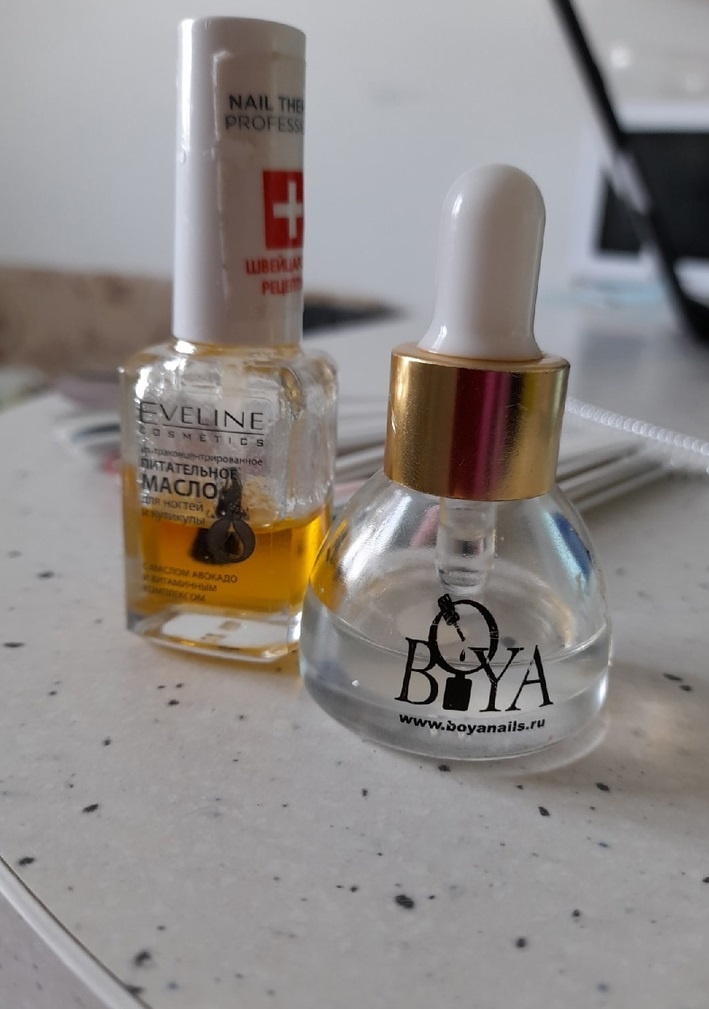 Использую для европейского маникюра, после аппаратного и комбинированного, и просто для себя с целью ухода.