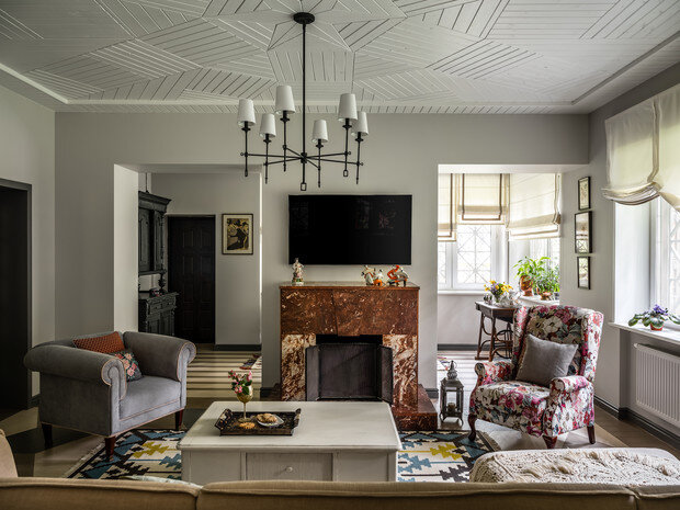 Переделка дачного дома с печью: кантри-шик и яркие детали | myDecor | Дзен