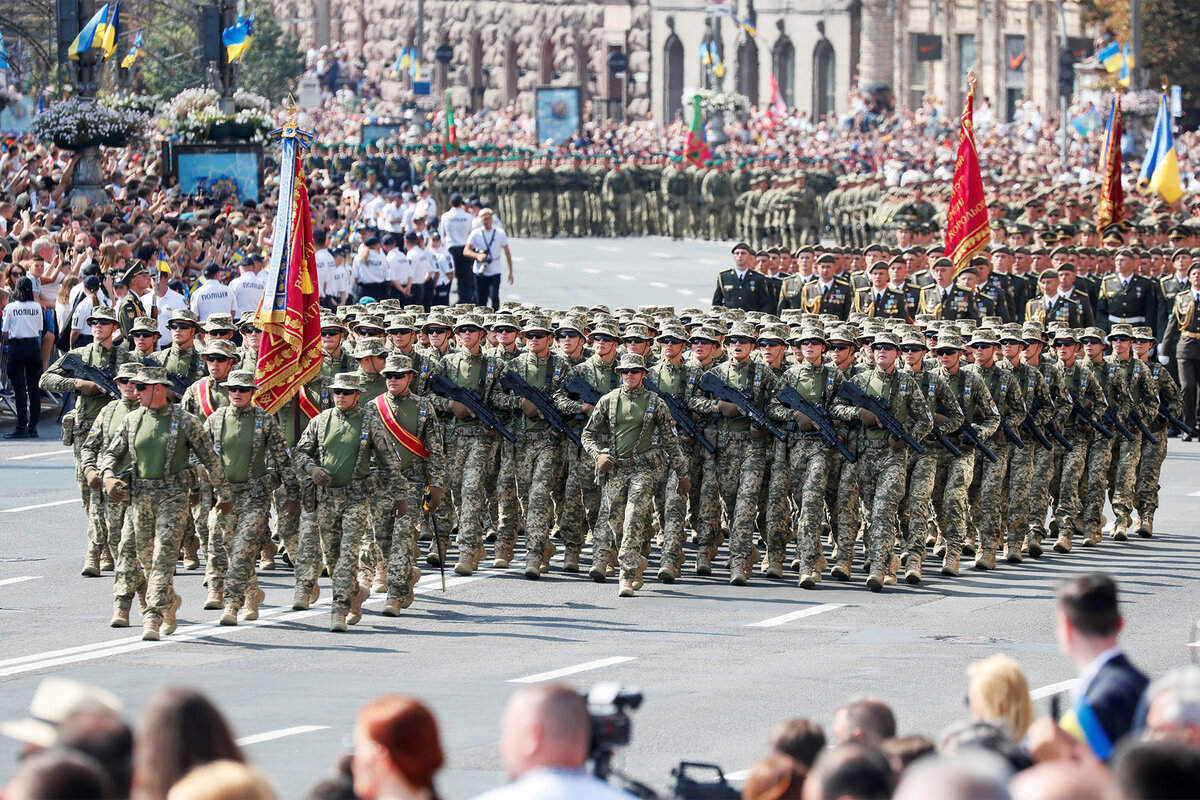 Парад по случаю 30-й годовщины независимости Украины в Киеве, 24 августа 2021 годаGleb Garanich/Reuters