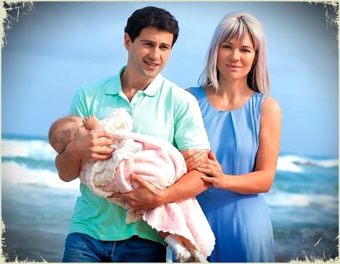 George clooney and his wife. Сими и его жена. Демет оздемир и юсуф. Сими и его жена. Сими и его жена.