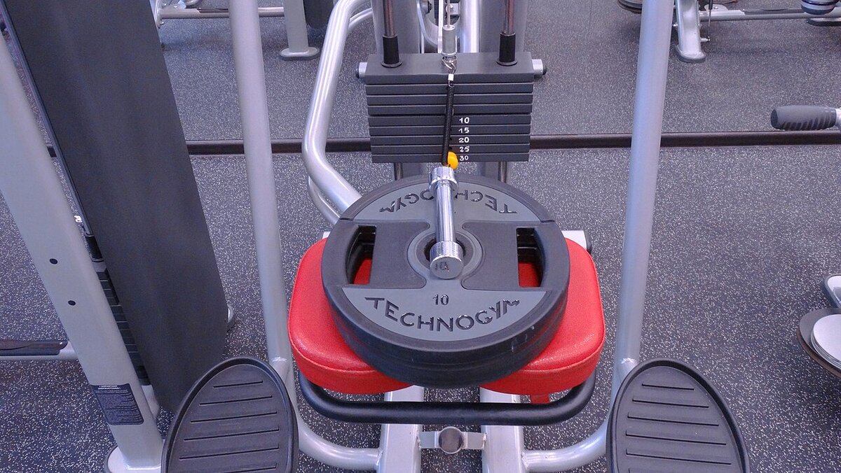 Гравитрон Technogym mb910