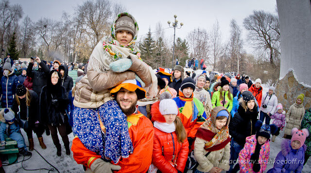 Праздник состоится и в парке имени Тищенко. Там  челябинцев будут знакомить со старинными русскими играми и обрядами.
